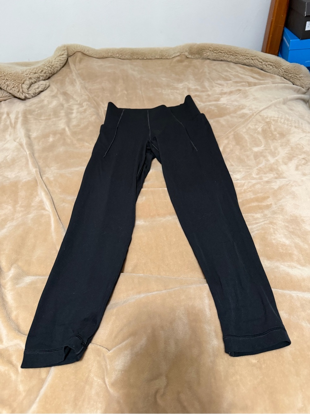 Aerie Offline 7/8 Black High-Rise Active Leggings - Small Short